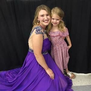 Meet your Posher, Elle